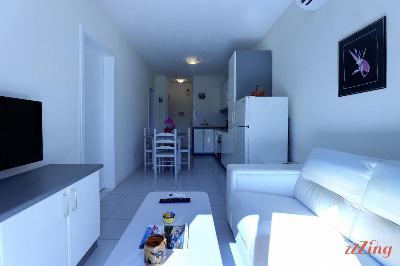 Seaside Apt With Side Sea Views - New Mellieħa Kültér fotó